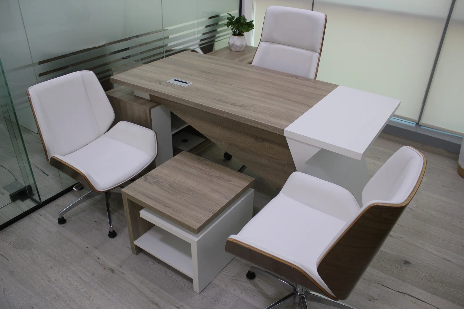 Tips to create the perfect office furniture design on your first try
