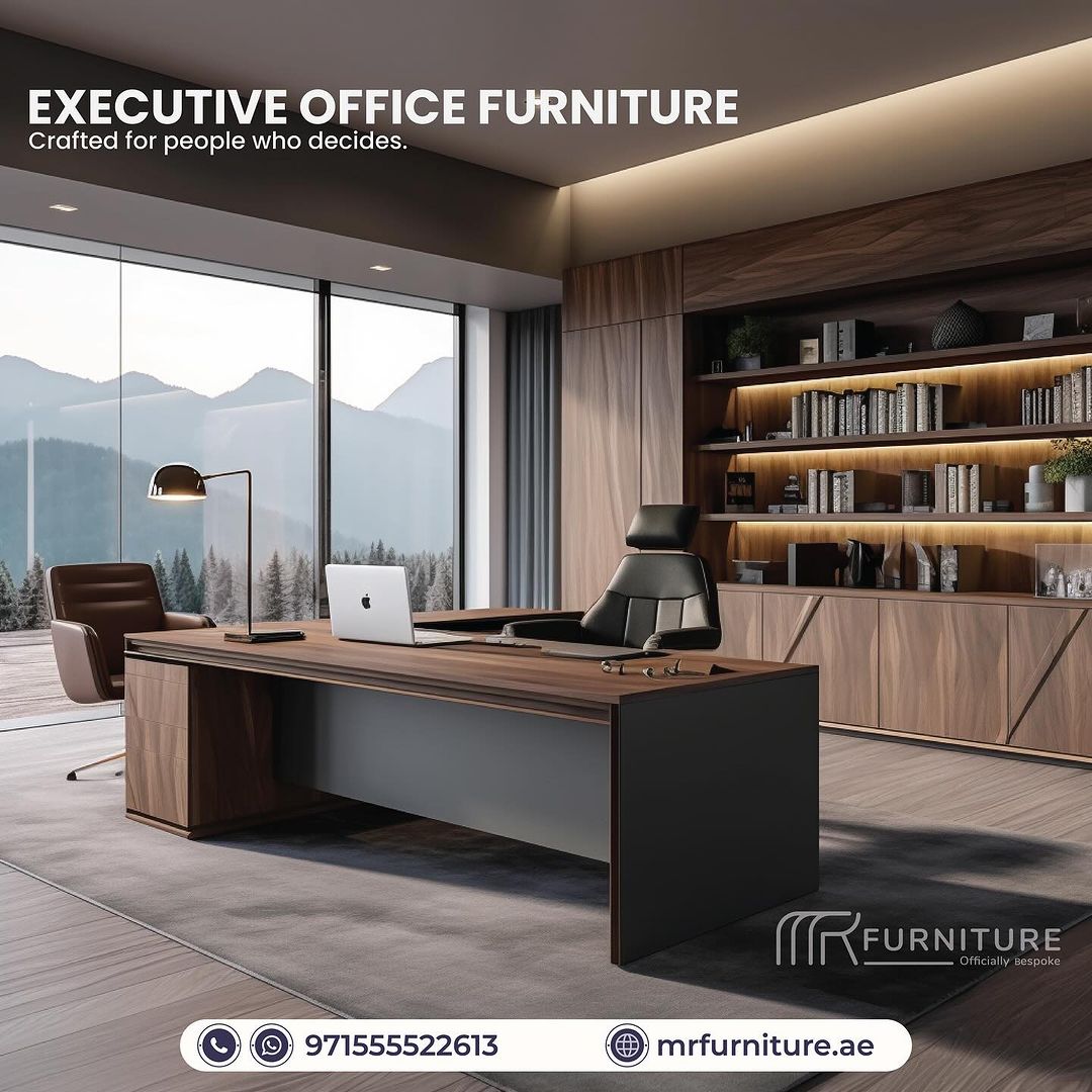 What are the key factors to consider when selecting office furniture for Saudi Arabian businesses?