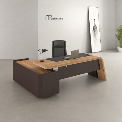 Walnut Laviz Executive Desk